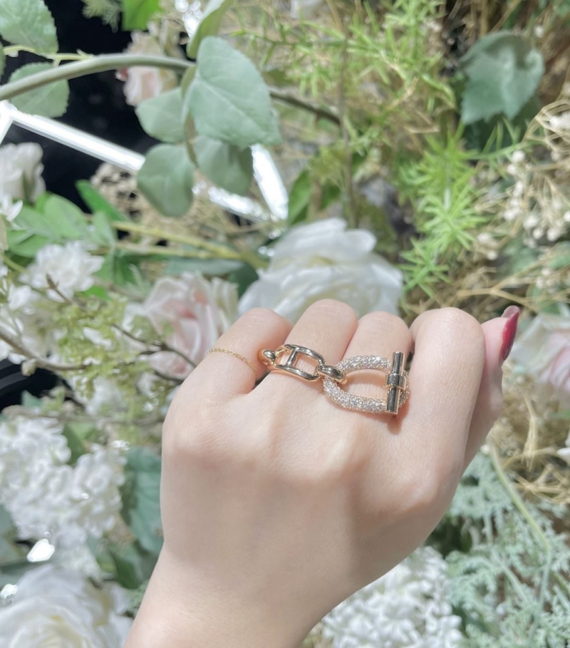 H**me5 rings